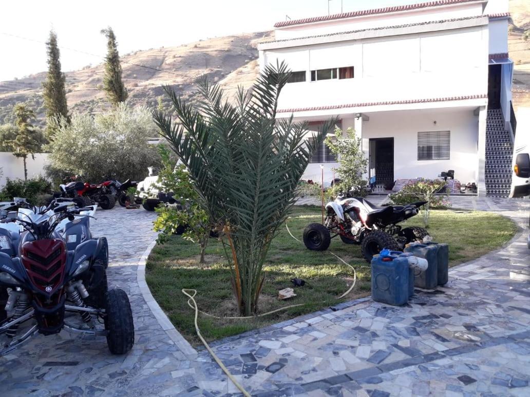 BELLE MAISON AU COEUR DES MONTAGNES DE TAZA à moins de 10 minutes de l'AGORA PARK Villa Esterno foto
